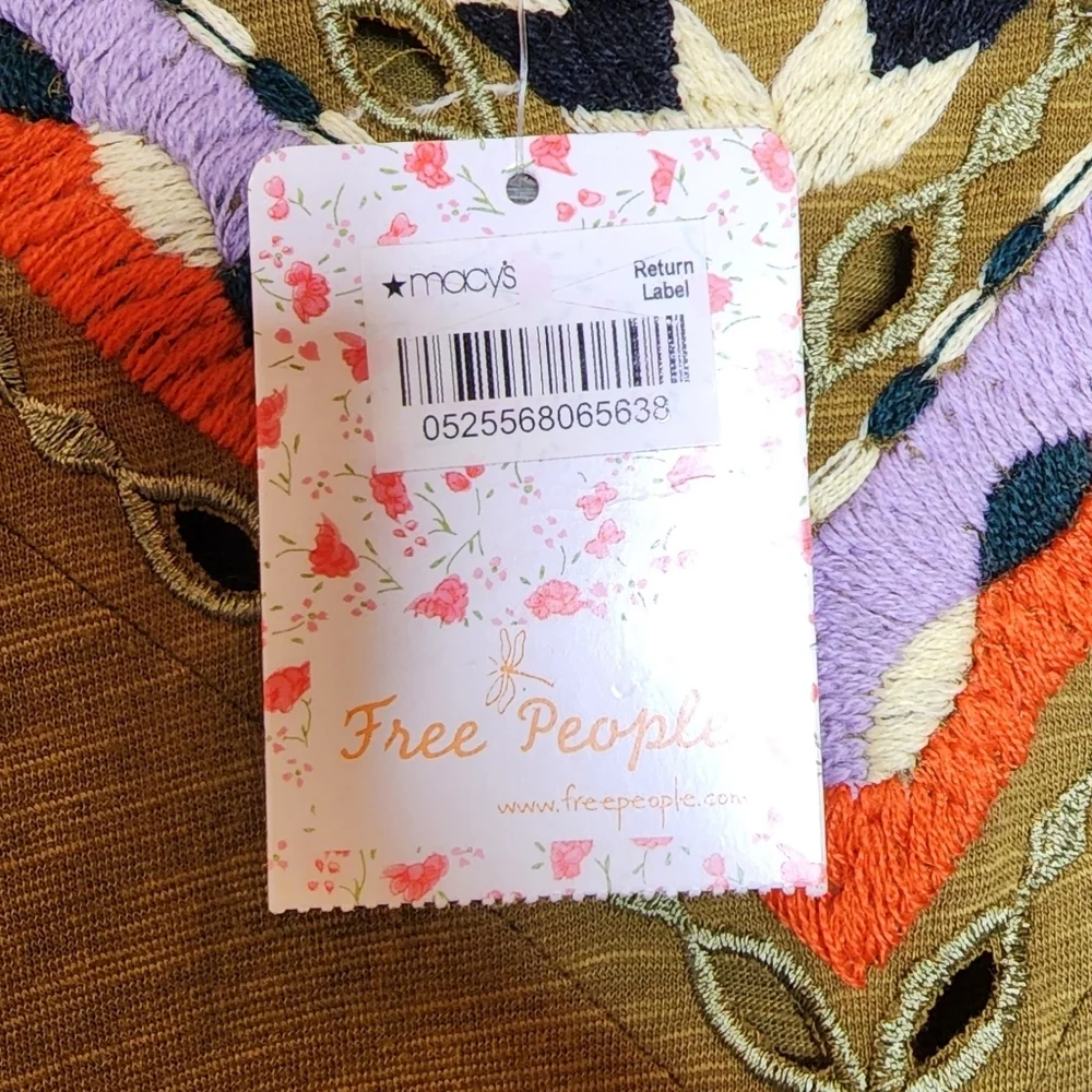 NWT Free People linen-blend Embroidered top in Moss Combo.‎